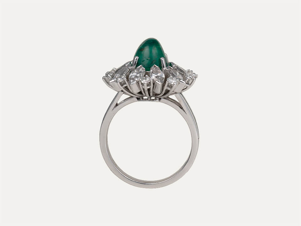 Emerald and store platinum jewelry