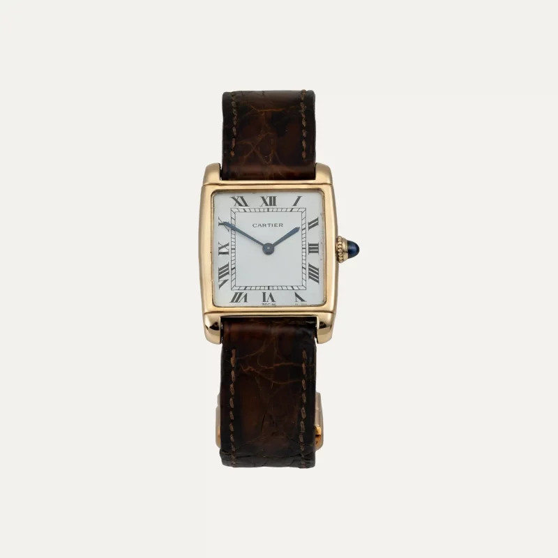 9003725-cartier-reverso-tank-ouro-pele-bascula-safira-romana-corda-manual-safira-cabochao-alexandra-matias-jewelry-P1-scaled