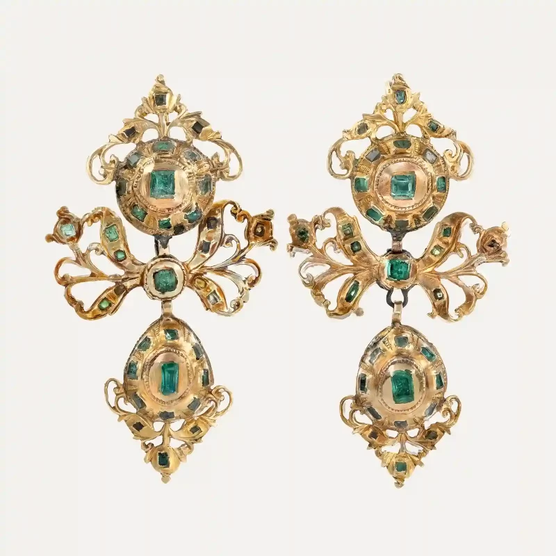 9004787-brincos-laca-ouro-esmeraldas-espanha-sec.XVIII-alexandra-matias-jewelry-P1
