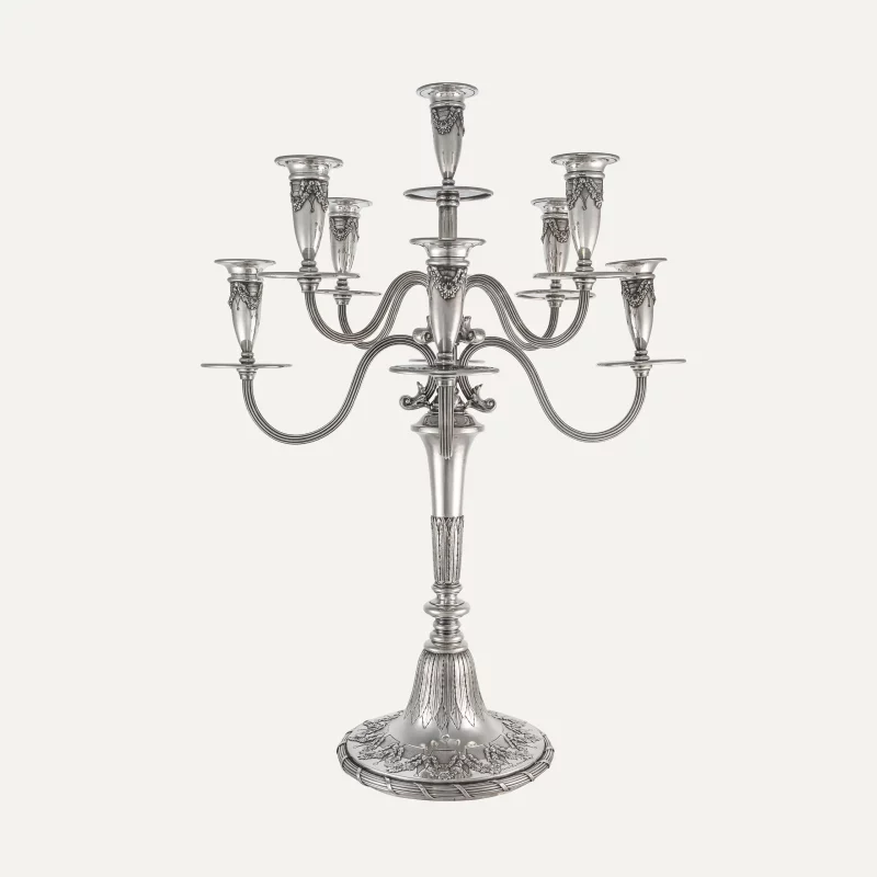 siteAlexandraMatiaspratasCandelabroLeitaoIrmao9lumes9006029img1.webp